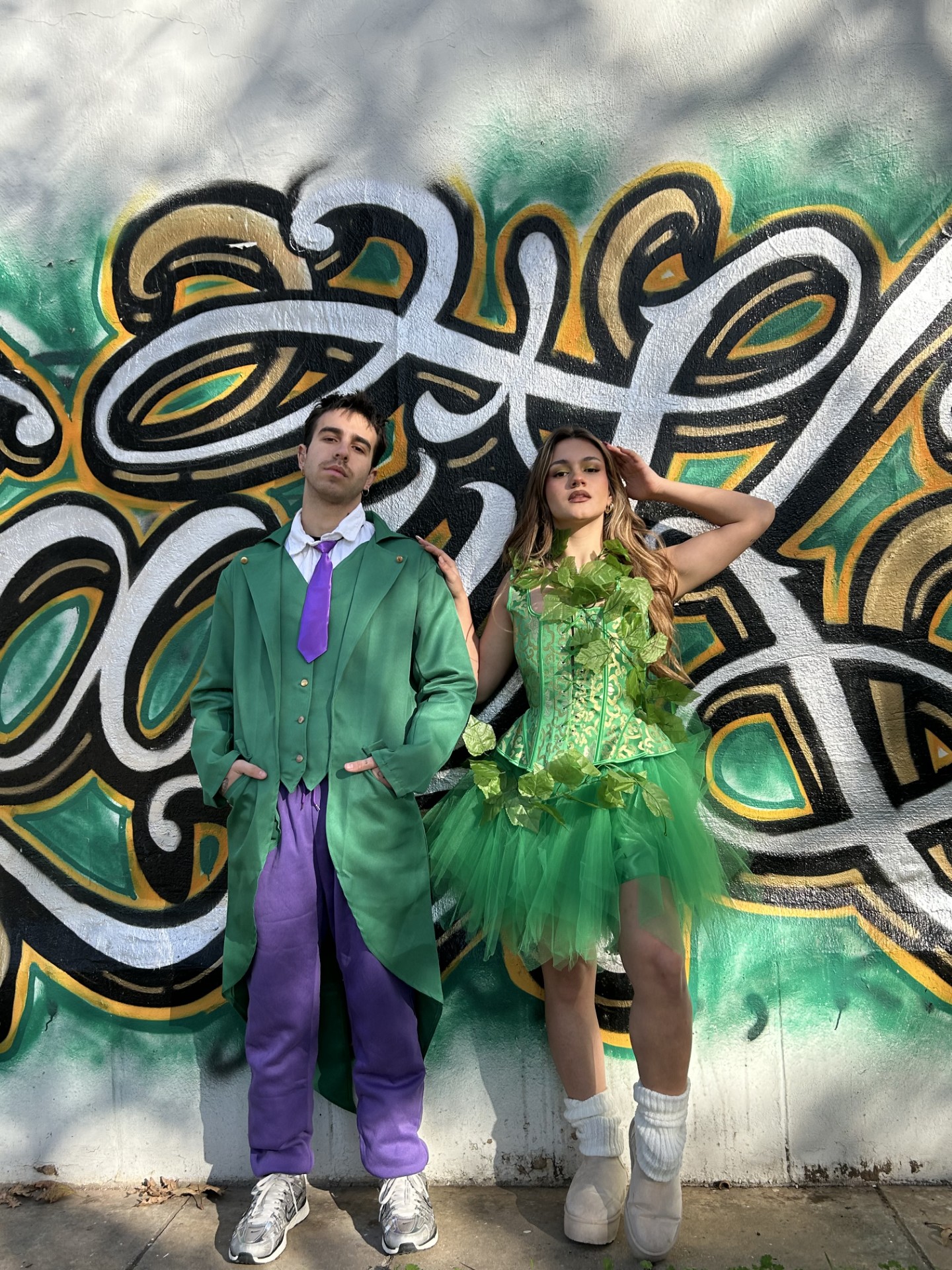 logo of Poison Ivy και Joker​